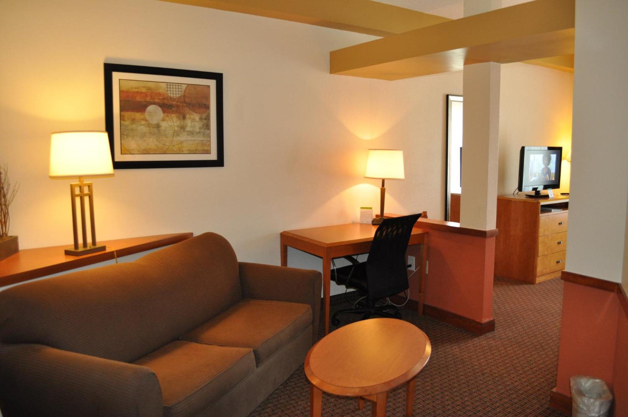 Holiday Inn Express Williamston By Ihg Exterior foto